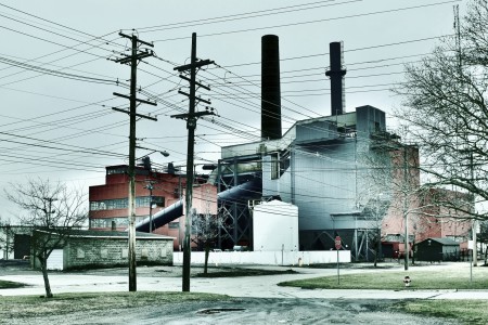 A power plant in Ohio (photo by Neal Wellons via Flickr Creative Commons)